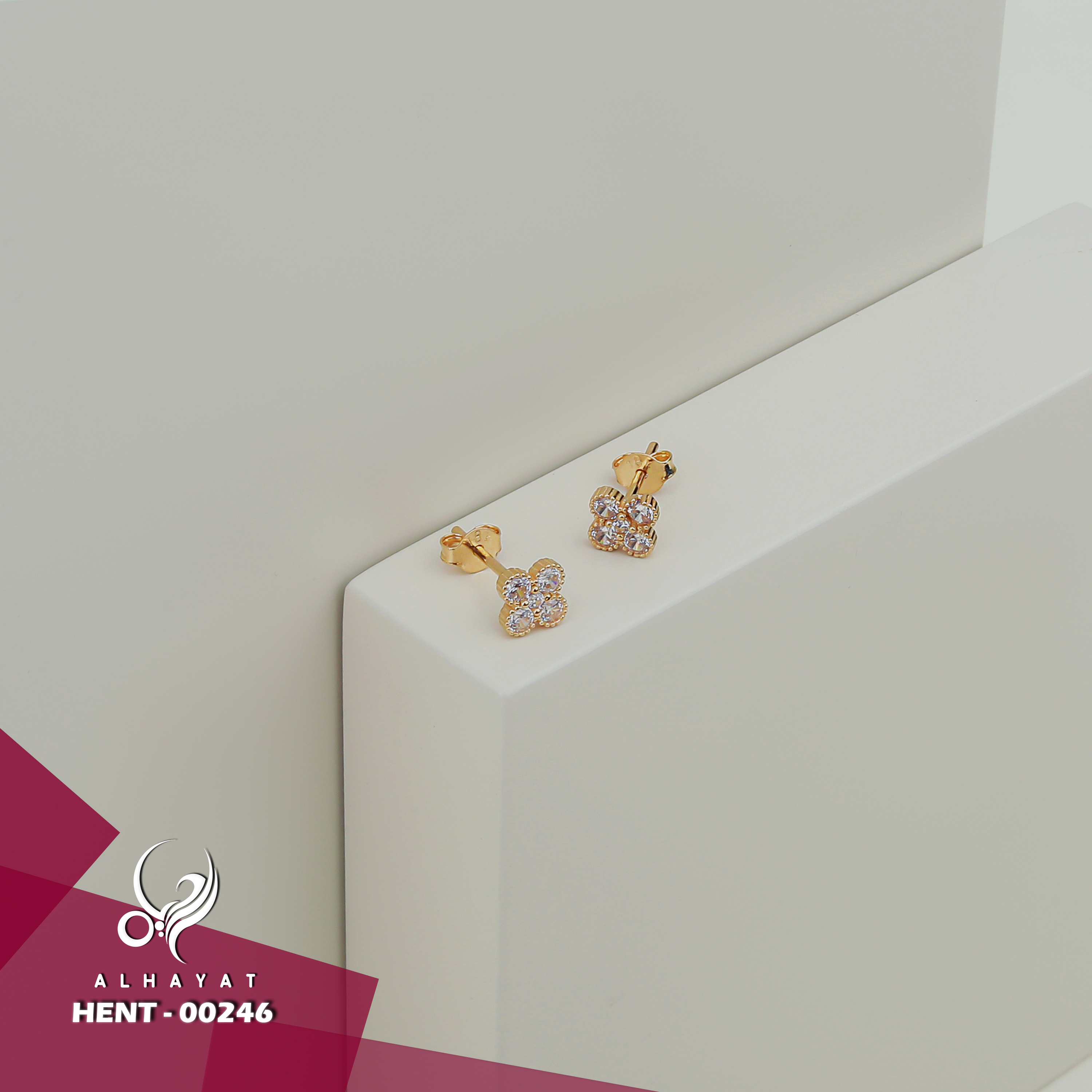 18 karat gold earrings, made in Turkey - (H-0643)